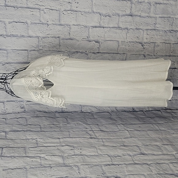 JELLA COUTURE White ON/Off Shoulder Lacey Dress Chest 40" Length 35" - Picture 7 of 10